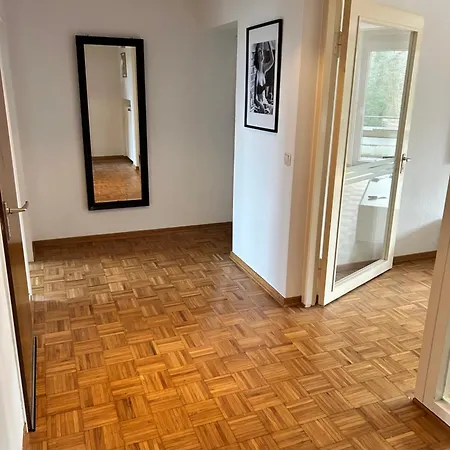 Geraeumige Ferienwohnung Emsaue *